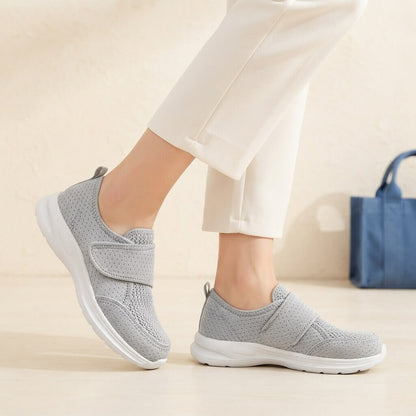Women's Lightweight Velcro Comfort Shoes