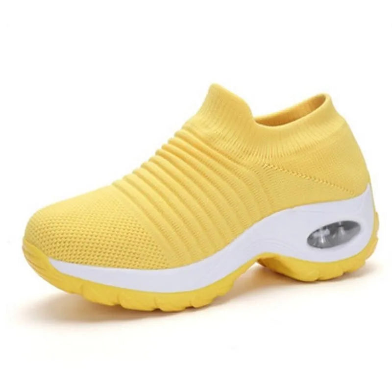 Chaussures creuses respirantes et confortables pour femmes