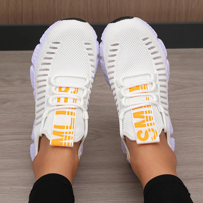 Chaussures de sport pour femmes en maille légère