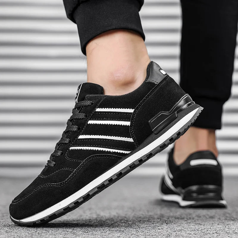 Men’s Lightweight Casual Sneakers – Breathable Lace-Up Outdoor Shoes