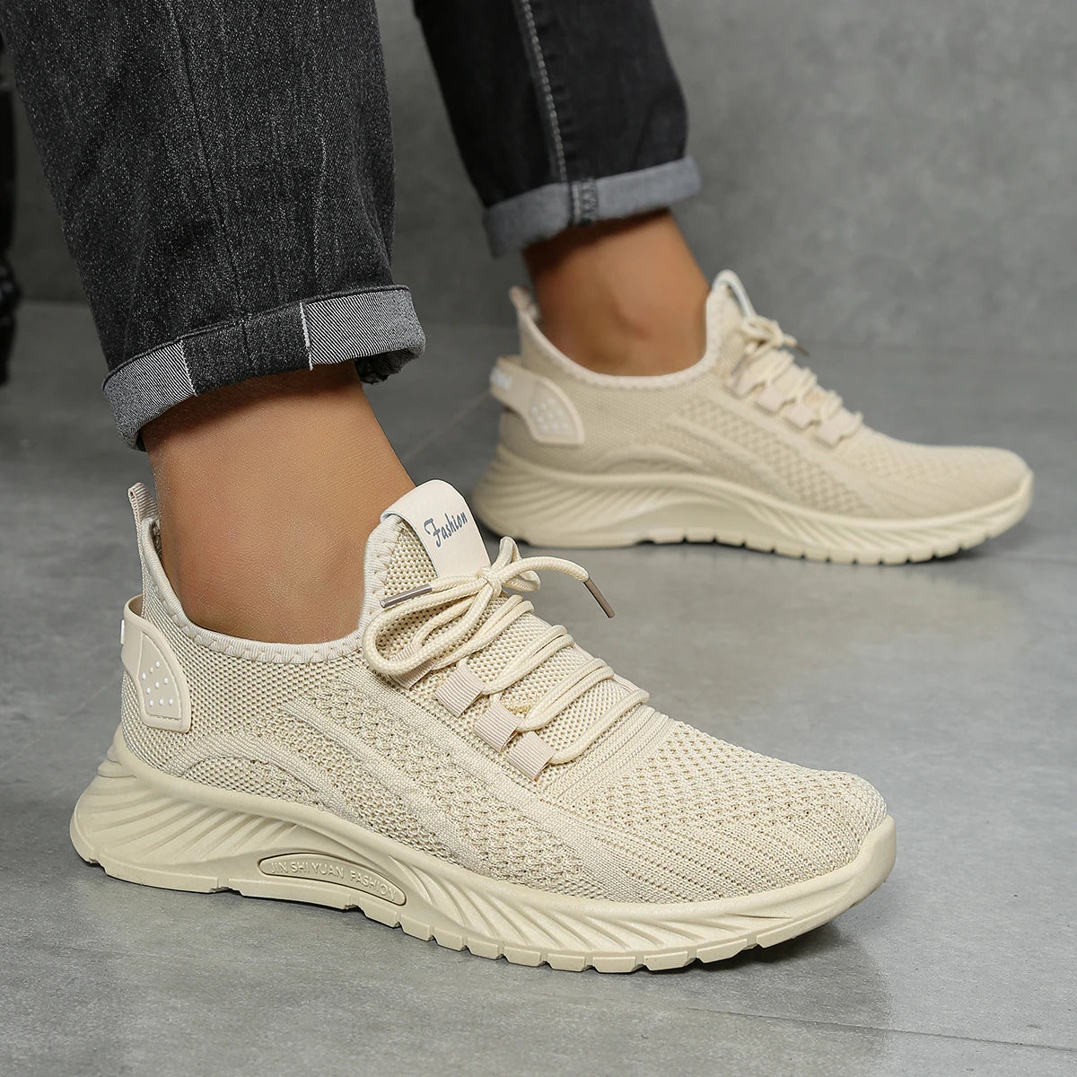 Women’s Casual Sneakers – Trendy Fall 2025