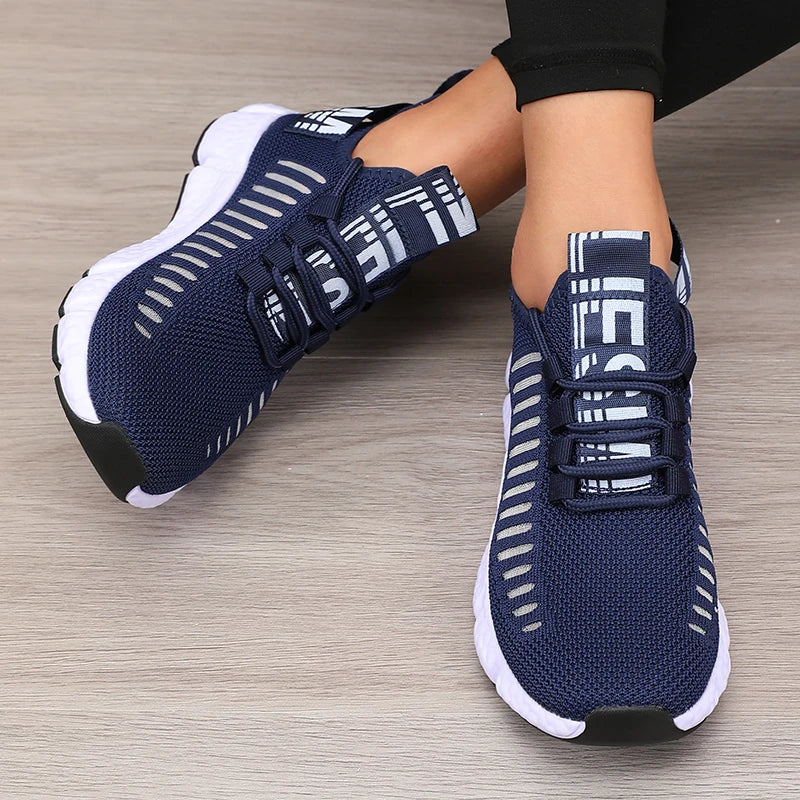 Chaussures de sport pour femmes en maille légère