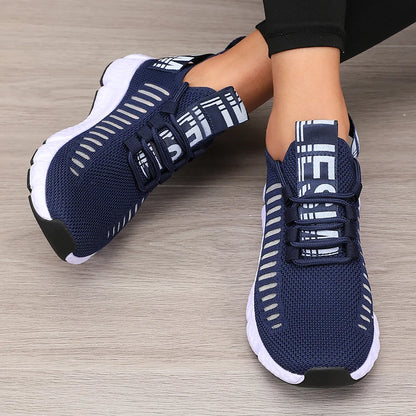 Chaussures de sport pour femmes en maille légère