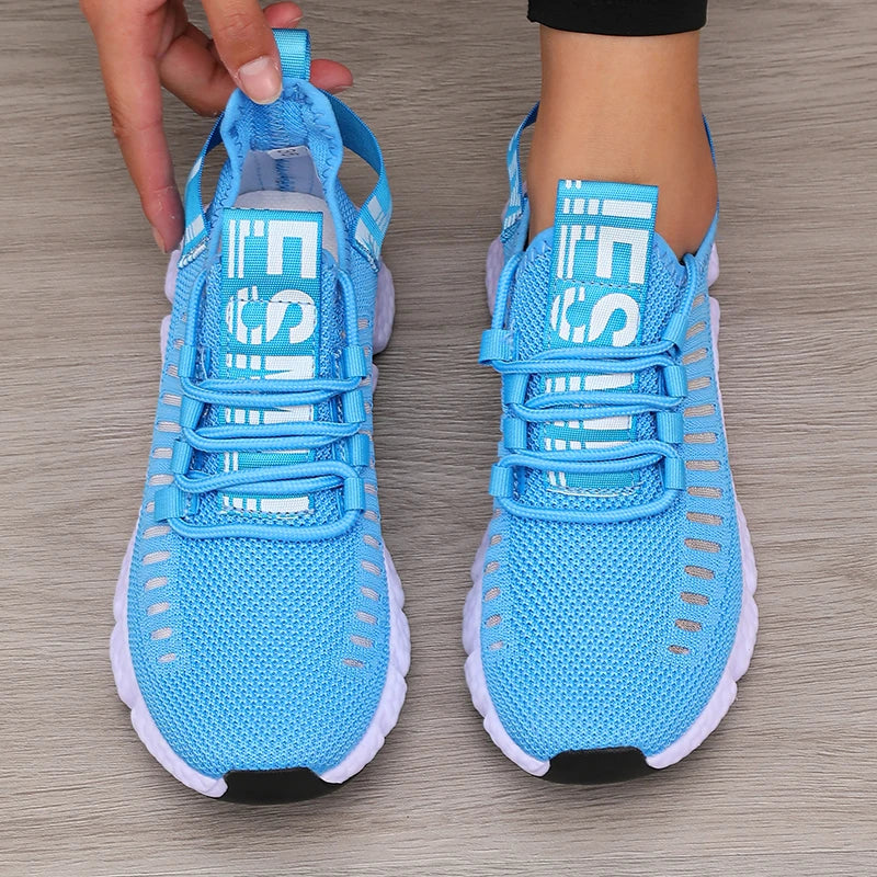 Chaussures de sport pour femmes en maille légère