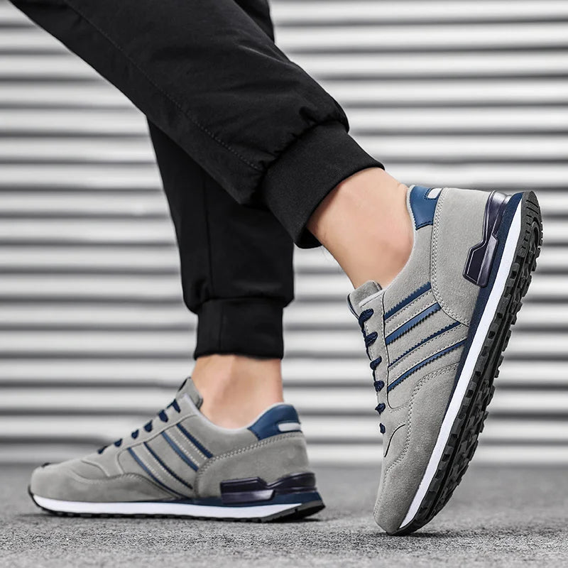 Men’s Lightweight Casual Sneakers – Breathable Lace-Up Outdoor Shoes